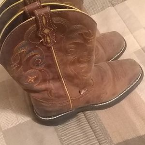 Justin Boots Sqaure Toe